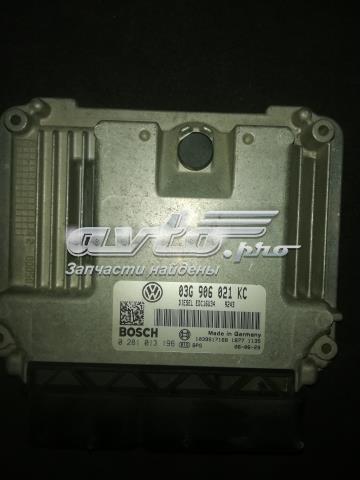 Компьютер двигателя 03G906021KC VAG