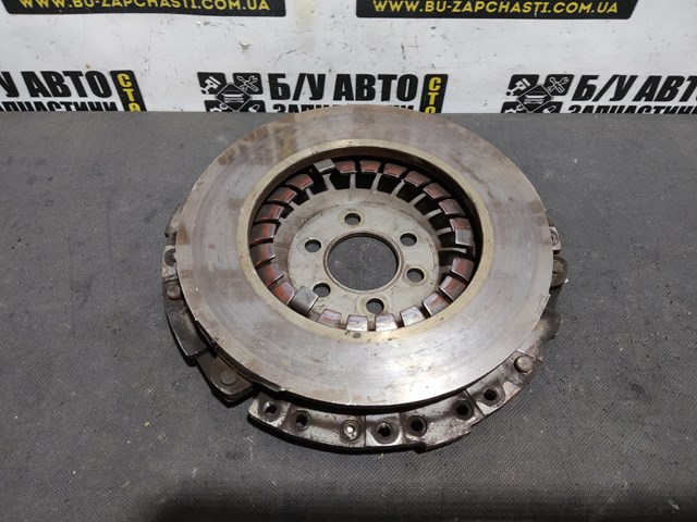 Корзина диска сцепления 06A141025 VAG