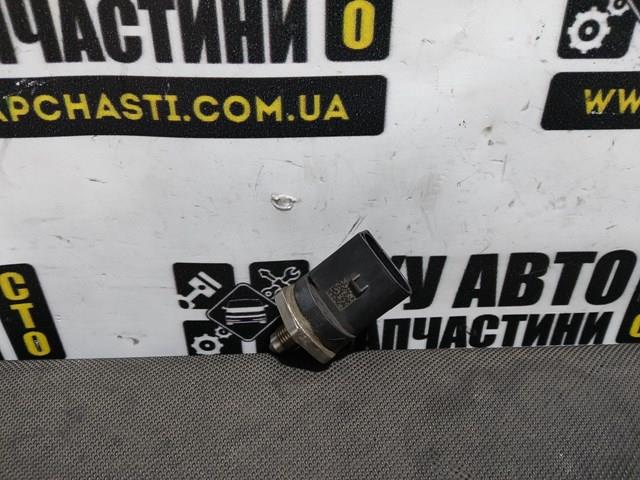 VAG 06J906051B Датчик давления топлива в наличии Черкассы