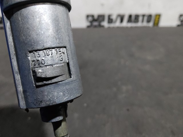 Запор кабины 13107754 OPEL