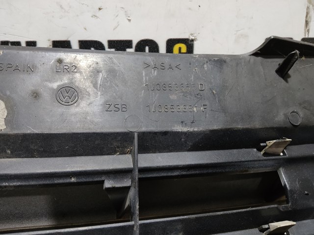 Облицовка радиатора 1J0853655D VAG
