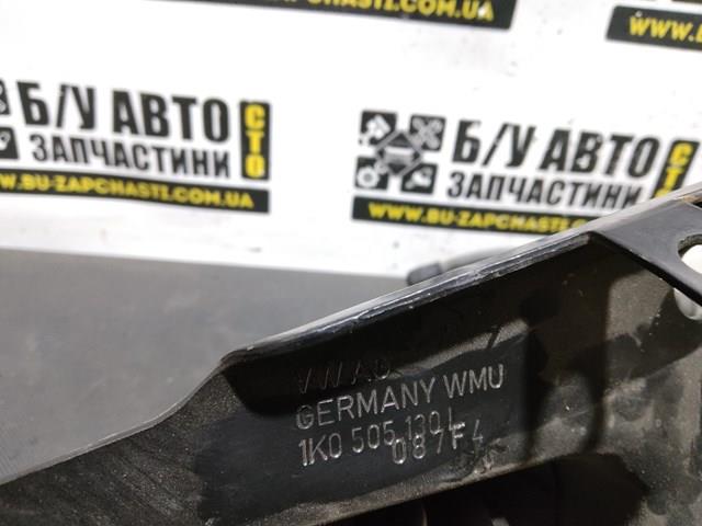 Кронштейн задней балки 1K0505130L VAG