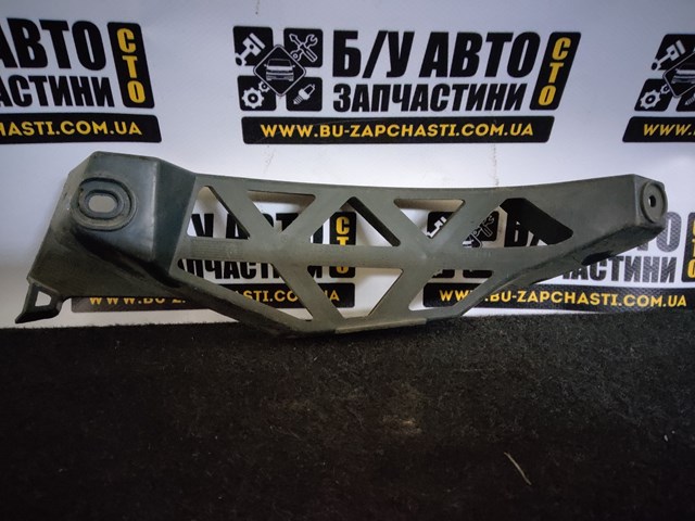 VAG 1Z5807393 Направляющая заднего бампера левая в наличии Ирпень