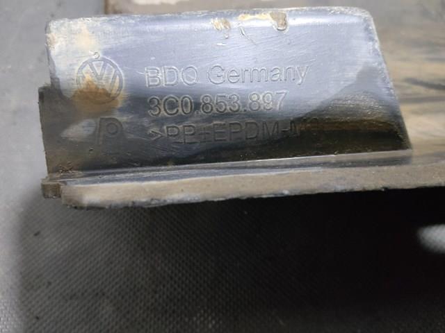 Накладка наружняя (молдинг) порога, левый 3C0853897 VAG