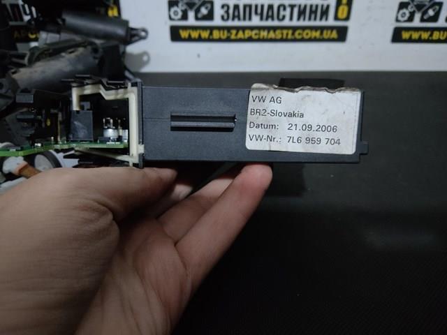 VAG 3D0959794E Мотор стеклоподъемника двери задней правой в наличии Винница