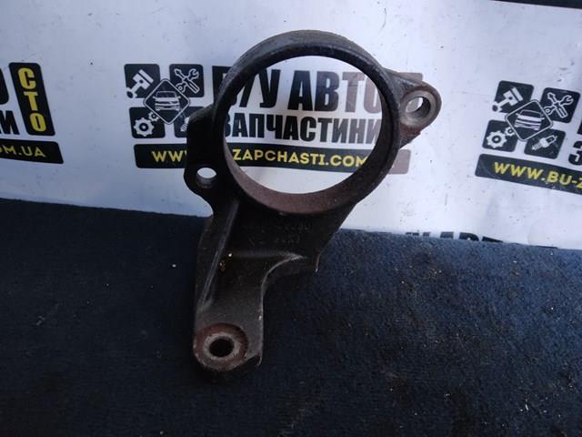Опора подвесного подшипника передней полуоси 4345705030 TOYOTA