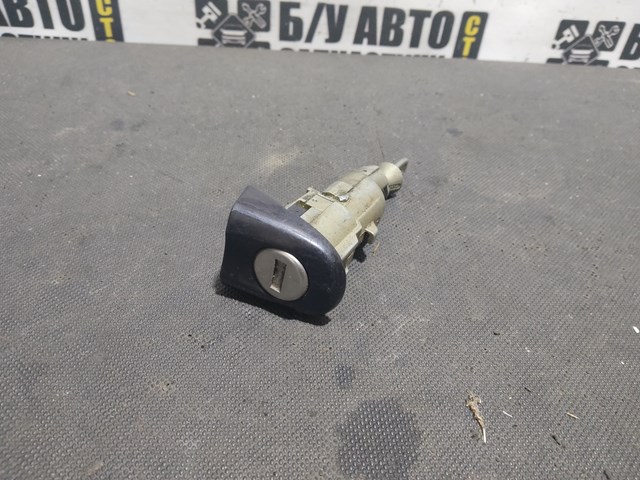 VAG 5M0837167 в наличии Черновцы