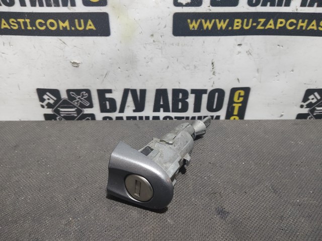 VAG 5M0837167 в наличии Киев