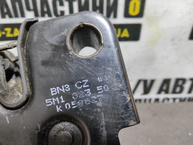 Замок крышки капота 5M1823509 VAG