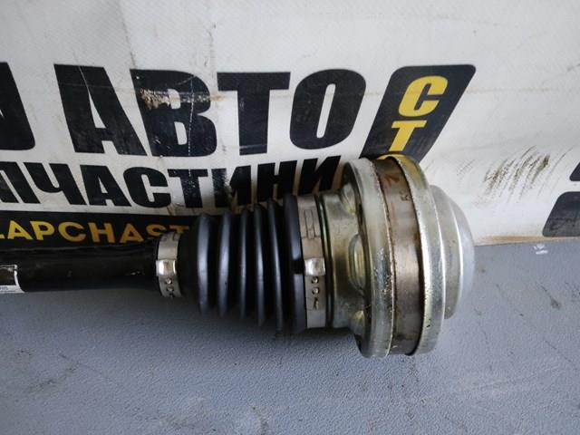 VAG 5Q0407271BT Левая полуось в наличии Киев