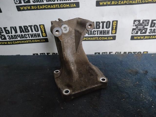 MERCEDES 6112231004 Кронштейн подушки (опоры) двигателя левой в наличии Черновцы