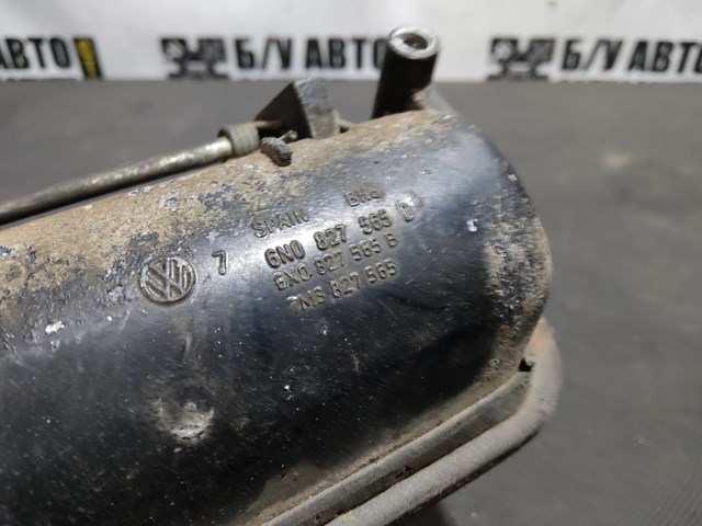 Ручка крышки багажника/3-й/(5-й) двери, наружная 6N0827565D VAG