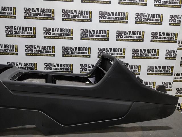 7P1863241 VAG Консоль панели управления центральная купить в Полтава