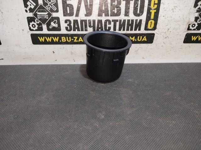 7P6864897 VAG Пепельница купить в Николаев