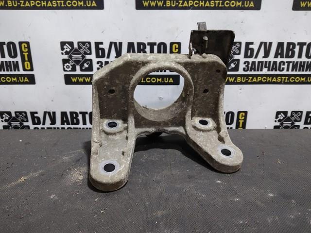 RENAULT 8200219372 Кронштейн подушки КПП в наличии Днепр