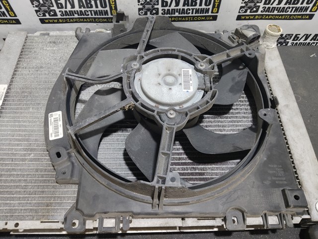 8200688390 RENAULT Радиатор охлаждения двигателя купить в Днепр
