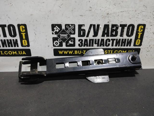 VAG 8E0857833A Регулятор высоты ремня безопасности передний левый в наличии Украина
