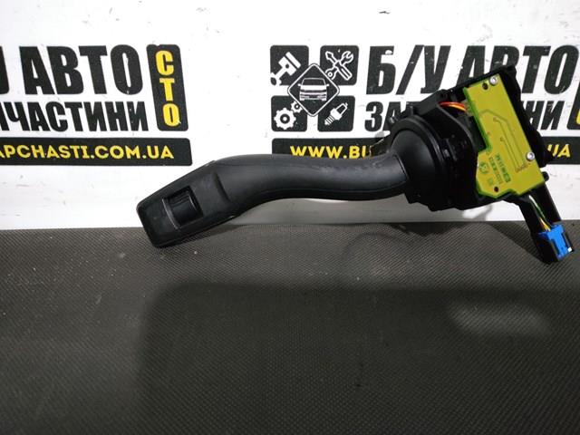 8P0953519 VAG Правый подрулевой переключатель купить в Николаев