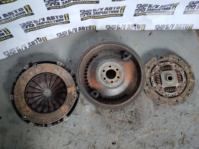 Демпферный маховик 9639780480 PEUGEOT