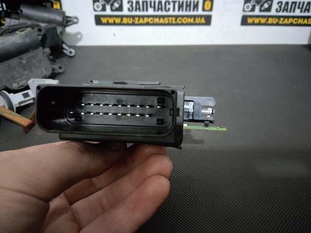 993424200 VAG Мотор стеклоподъемника двери задней левой купить в Винница
