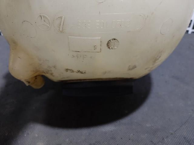  Расширительный бачок A6395010503 MERCEDES