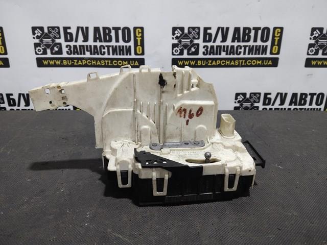 A9067200035 MERCEDES Замок двери передней левой купить в Запорожье