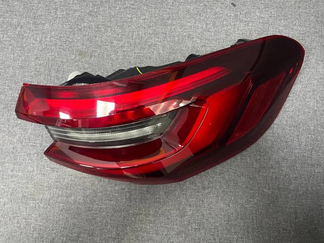BMW 63215A164B2 Фонарь задний правый внешний в наличии Ровно