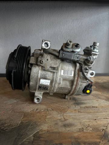 Компрессор системы кондиционирования A0008304102 MERCEDES