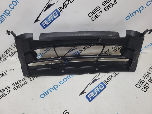 51747255414 BMW Нижний дефлектор радиатора купить в Украина