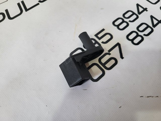 Подушка крепления радиатора 8V6Z8A193A КИТАЙ