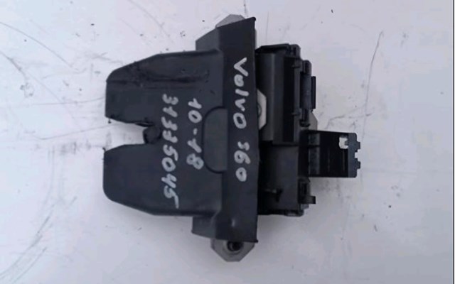 Замок двери багажника 31440240 VOLVO