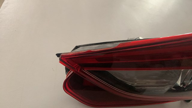 MAZDA B45C513F0B Фонарь задний правый внутренний в наличии Харьков