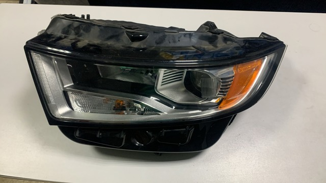 FT4Z13008F FORD Фара левая купить в Павлоград
