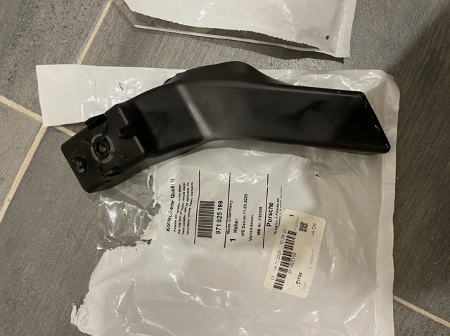 971825200 PORSCHE купить в Винница