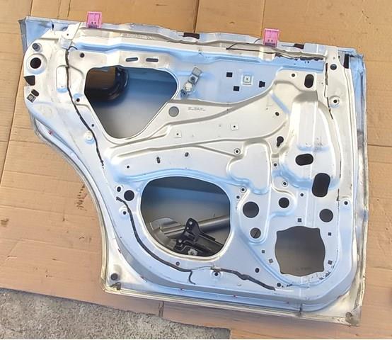 SUBARU 60409FE010 Дверь задняя левая в наличии Николаев