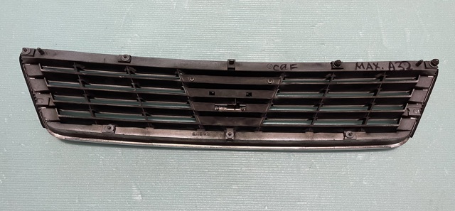 NISSAN 6231051U00 Решетка радиатора в наличии Ирпень