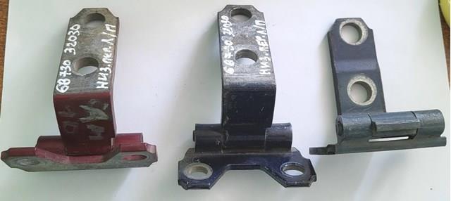 Петля передней двери правая 6873032030 TOYOTA
