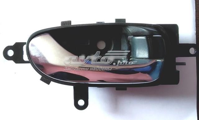 Ручка правой задней двери 806703NF1A NISSAN