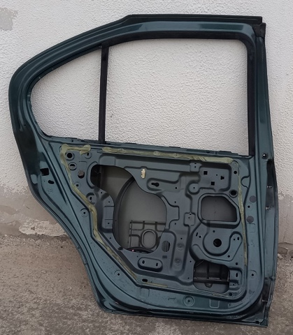 821012J035 NISSAN Дверь задняя левая купить в Киев