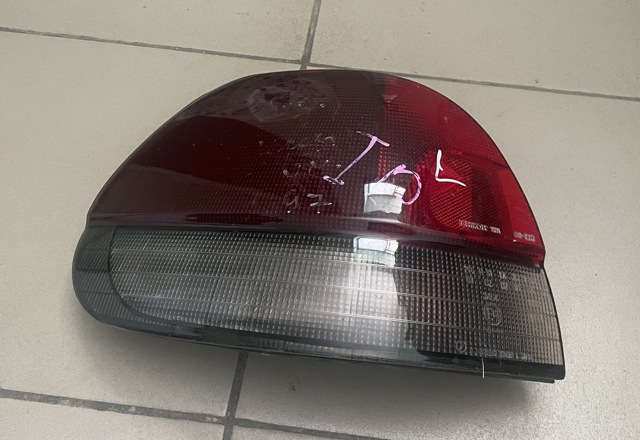 Фонарь задний левый 84201AC110 SUBARU