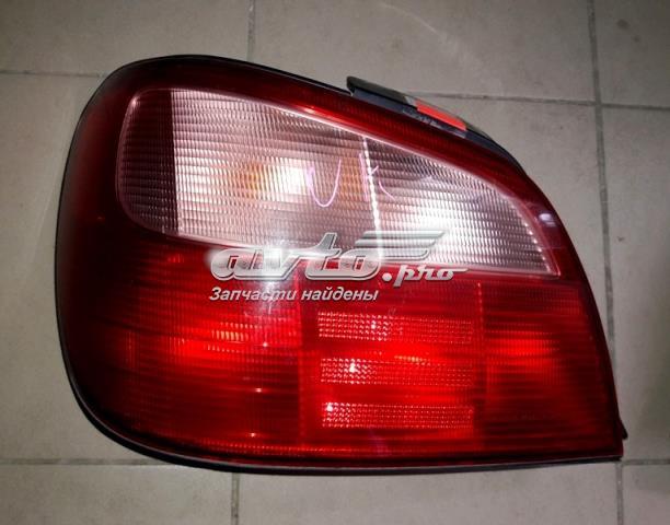 Задний левый стоп 84201FE050 SUBARU