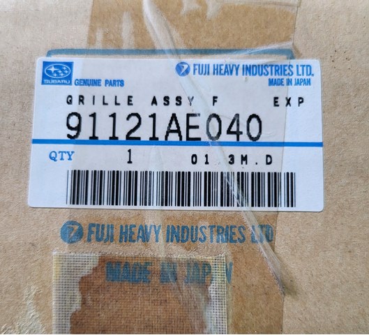 SUBARU 91121AE040 Решетка радиатора в наличии Полтава