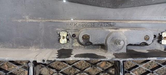 B30K50031 MAZDA Передний бампер купить в Ужгород