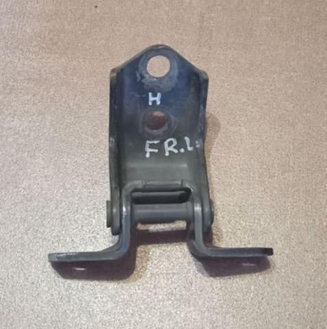 Навеска двери водителя (петли) D46158210B MAZDA
