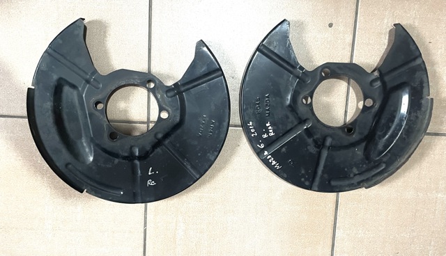 KD4526271 Защита тормозного диска заднего левая купить Ровно