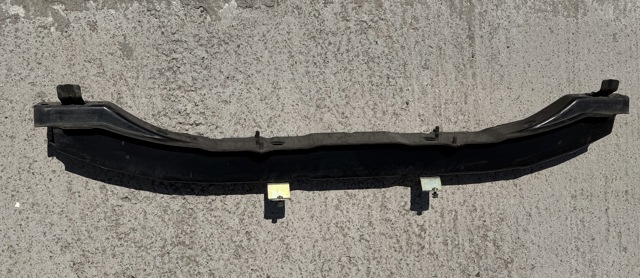 Балка бампера переднего MR215372 MITSUBISHI