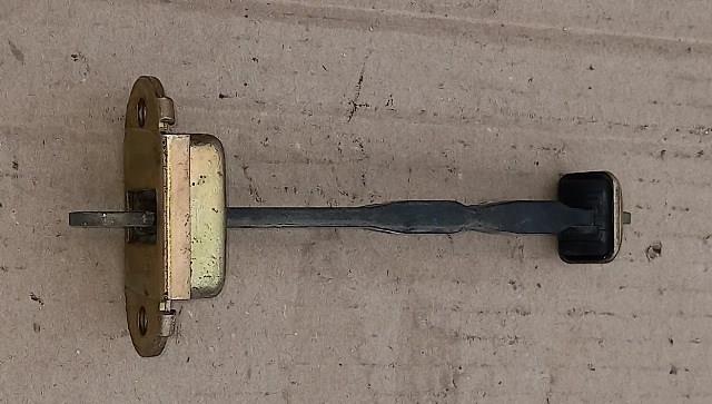 MR287801 MITSUBISHI Ограничитель двери купить в Украина