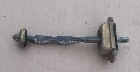 Ограничитель открывания дверей MR287801 MITSUBISHI