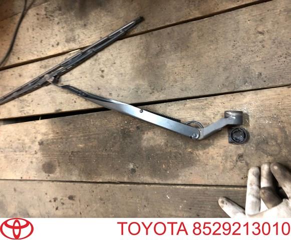 Заглушка гайки крепления поводка переднего дворника для Toyota Camry ...