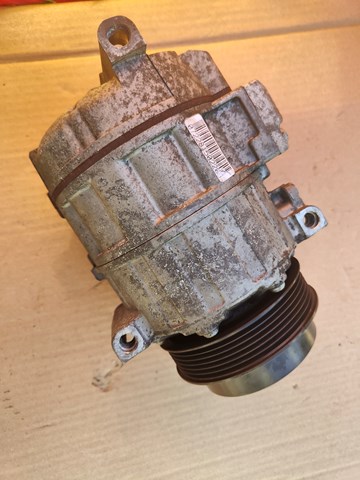 MERCEDES 0022305011 Компрессор кондиционера в наличии Полтава